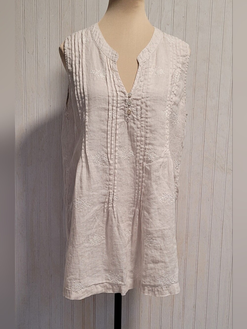 St Tropez West Embroidered Beige White Striped 100% Linen Sleeveless Blouse M